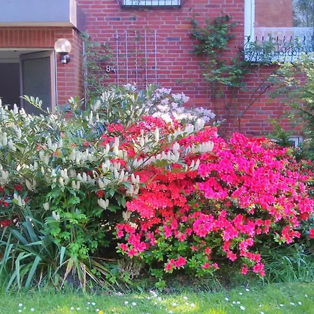 In Altengroden Mit Garten شقة