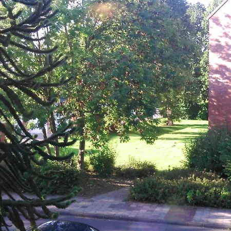 In Altengroden Mit Garten *